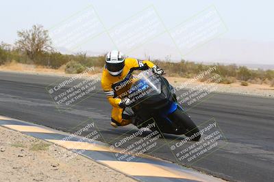 media/Apr-10-2022-SoCal Trackdays (Sun) [[f104b12566]]/Turn 3 Inside (1150am)/